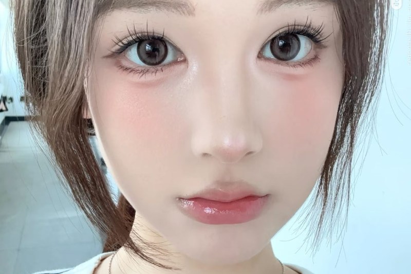 cách đánh má hồng bằng son